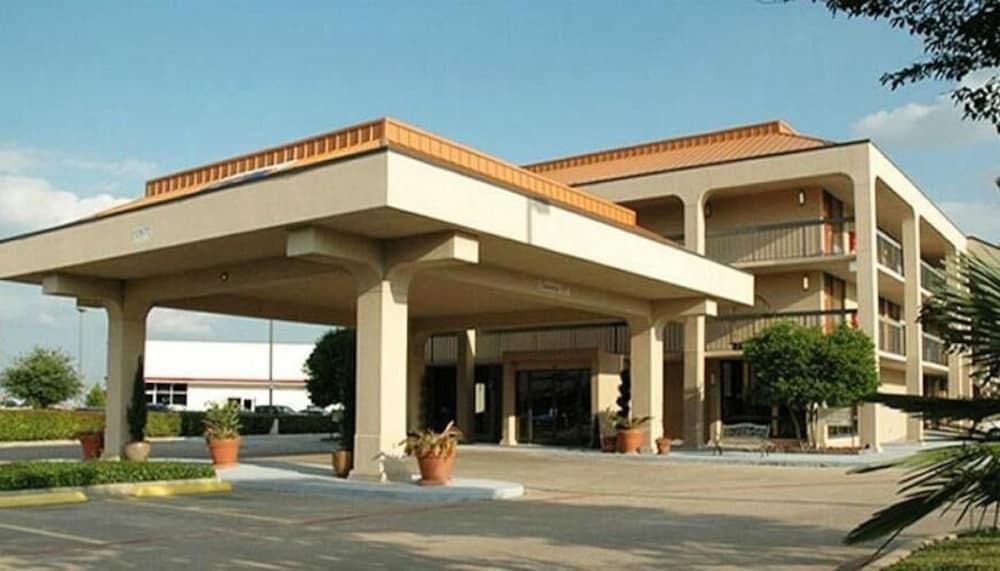 Executive Inn Dallas Exterior photo